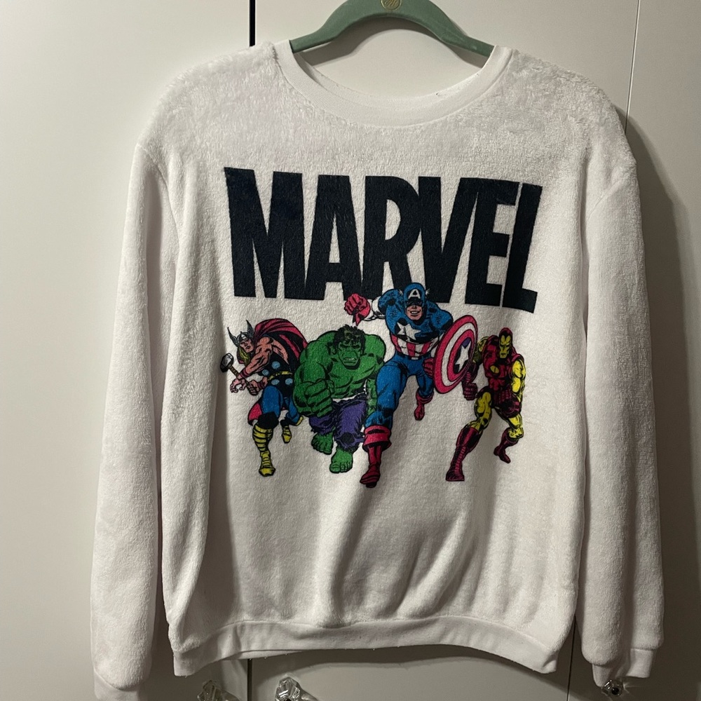 MARVEL Sweater